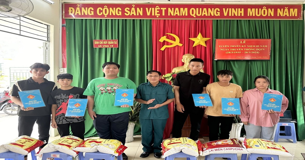 Dan quan tu ve